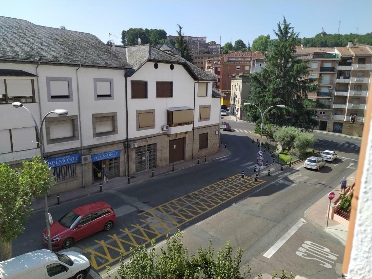 Hostal Sierra De Gredos Аренас-де-Сан-Педро Экстерьер фото